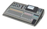 Behringer X32